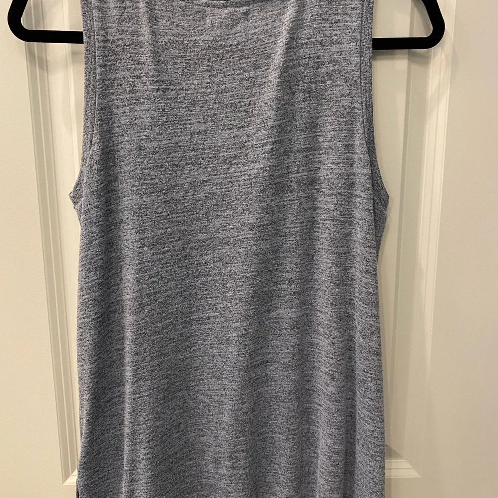 Cupid sleeveless knotted grey tunic. - Picture 4 of 6